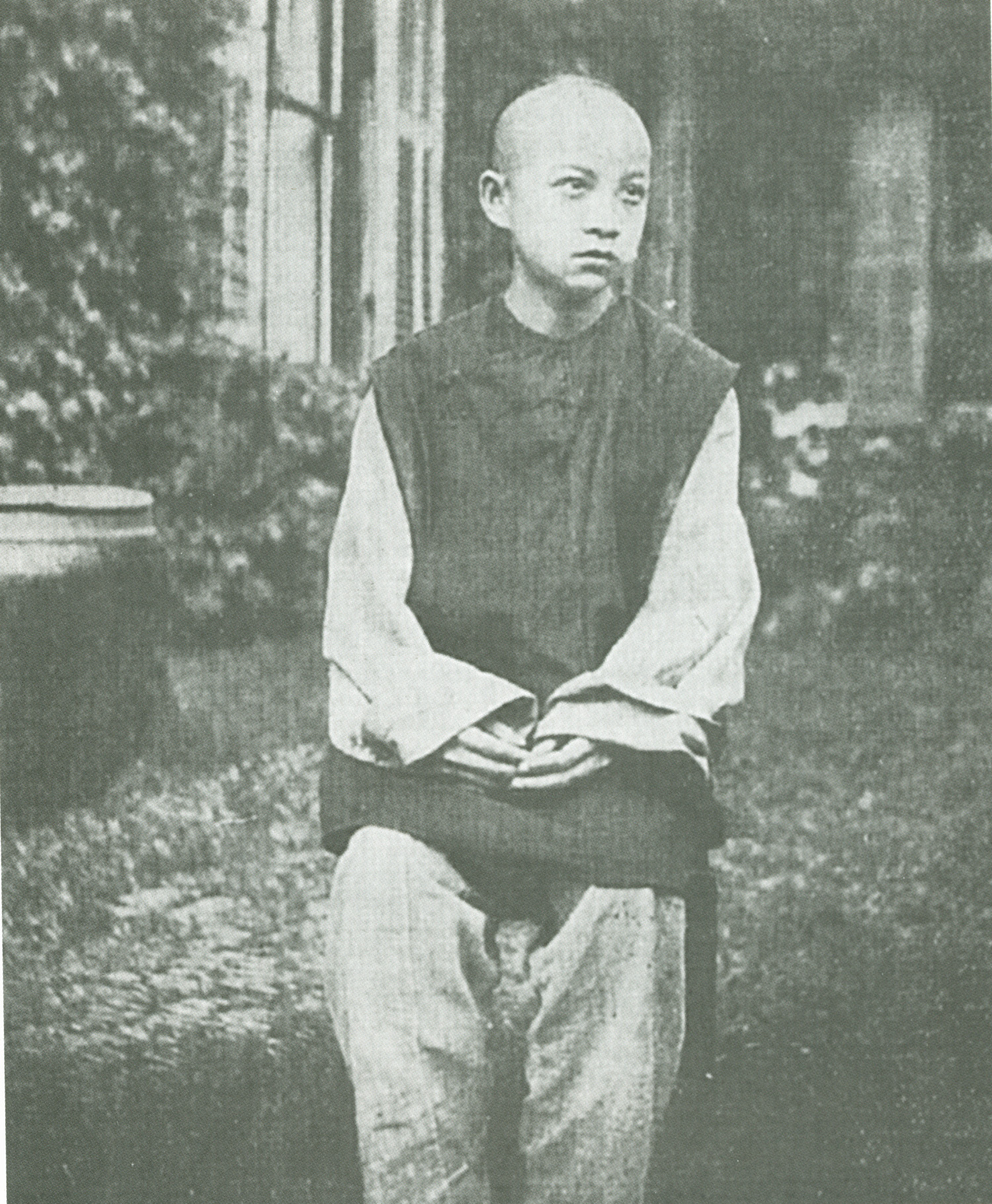 谢洪赉